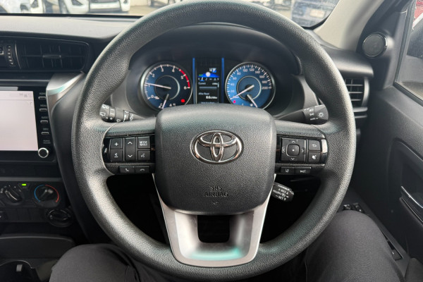 2024 Toyota Fortuner GUN156R GX SUV Image 15