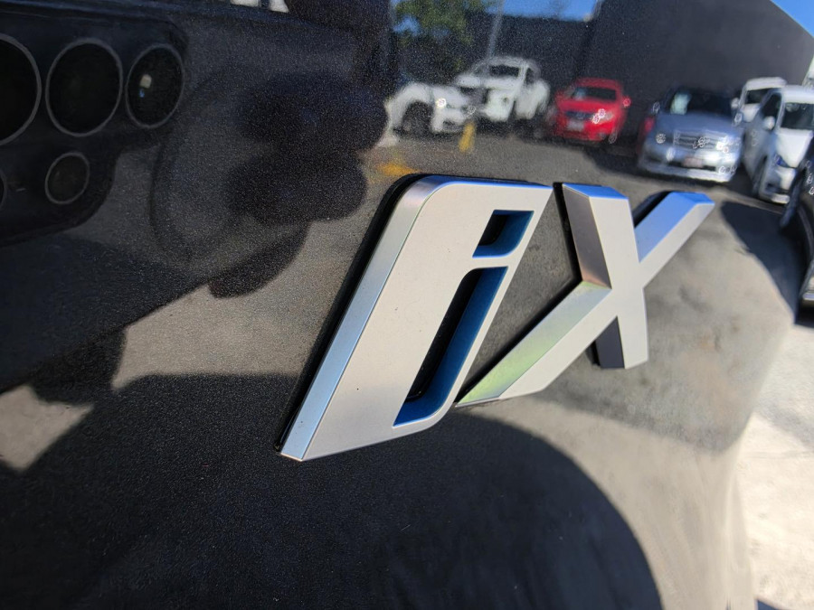 2021 BMW iX I20 xDrive40 SUV Image 14