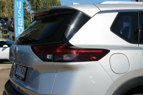 2025 Nissan X-Trail T33 ST SUV Image 5