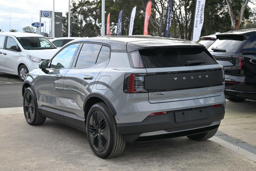 2026 MY27 Volvo EX30 Cross Country  P8 SUV Image 4