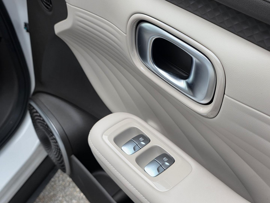 2026 AION UT No Series Luxury Hatch Image 10