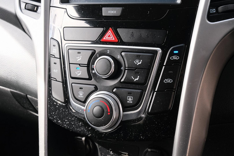 2016 MY17 Hyundai i30 GD4 Series II Active Hatch Image 18