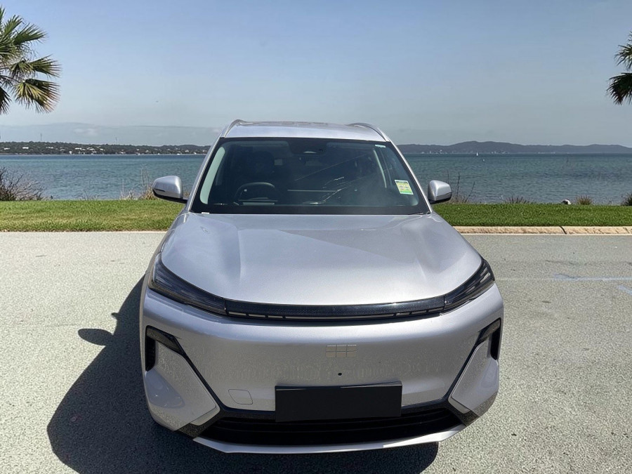 2025 MY26 Geely Starray EM-i P145 Complete SUV Image 5