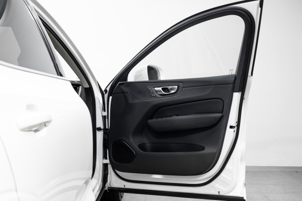 2026 Volvo XC60 UZ B5 Plus 2L MHeV AWD SUV Image 9