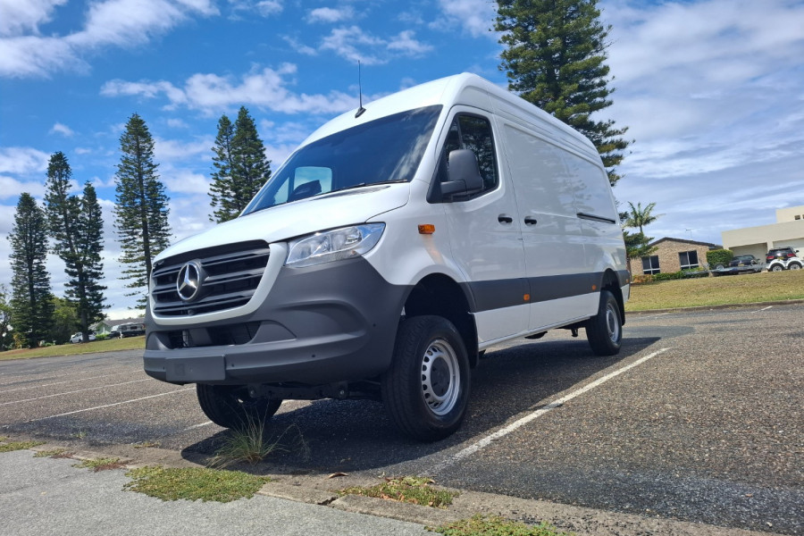2024 Mercedes-Benz Sprinter VS30 419CDI Van Image 12