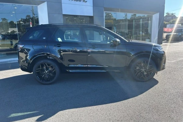 2025 MY26 Land Rover Discovery Sport L550 P250 Landmark SUV Image 3