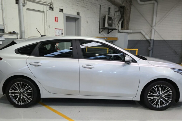 2022 Kia Cerato BD Sport+ Hatch Image 5