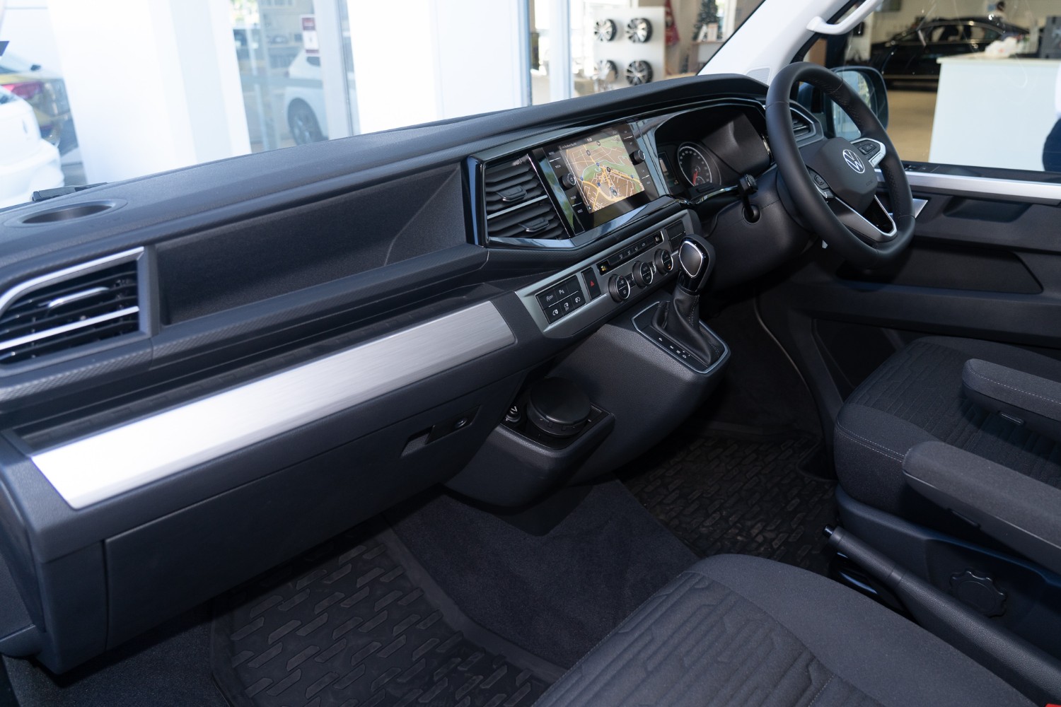 2020 Volkswagen Multivan T6.1 Comfortline Premium SWB Van Image 8