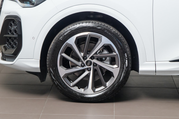 2026 Audi Q5 TFSI Sport SUV image 20