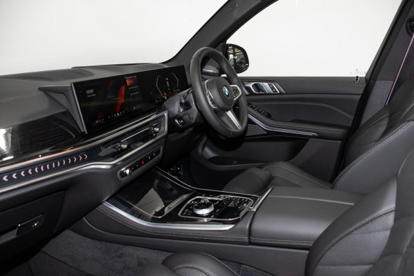 2026 BMW X5 G05 LCI xDrive30d M Sport SUV image 8
