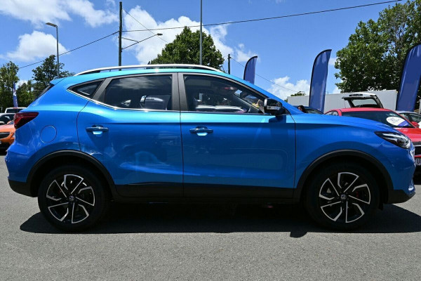2024 MG ZST Essence SUV