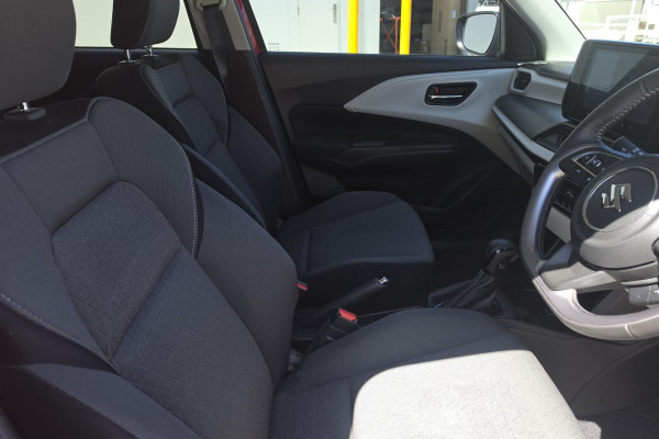 2024 Suzuki Swift UZ Hybrid Plus Hatch Image 20