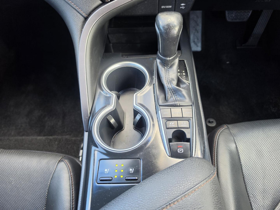 2019 Toyota Camry AXVH71R SL Sedan Image 19