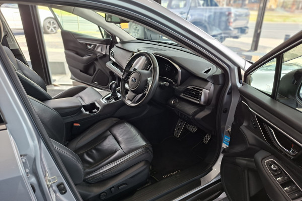 2021 Subaru Outback 6GEN AWD Touring SUV Image 11