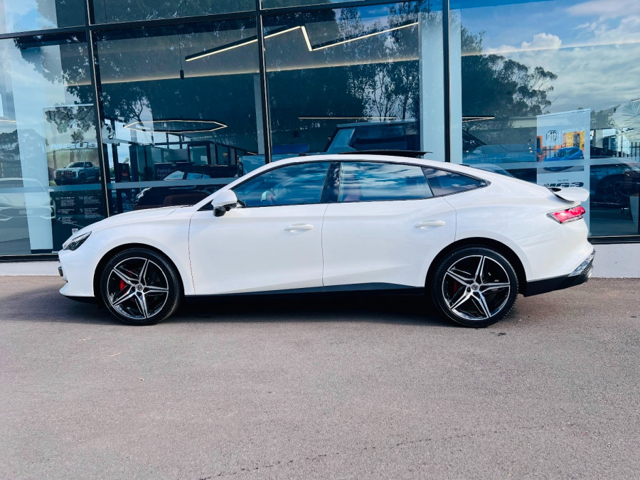 2026 MY25 MG MG7 IP42 Essence Sedan Image 10