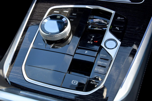 2025 BMW X5 G05 LCI xDrive40i M Sport SUV image 19