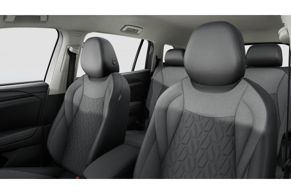 2025 MY26 Volkswagen Tayron R4 110TSI Life SUV Image 9