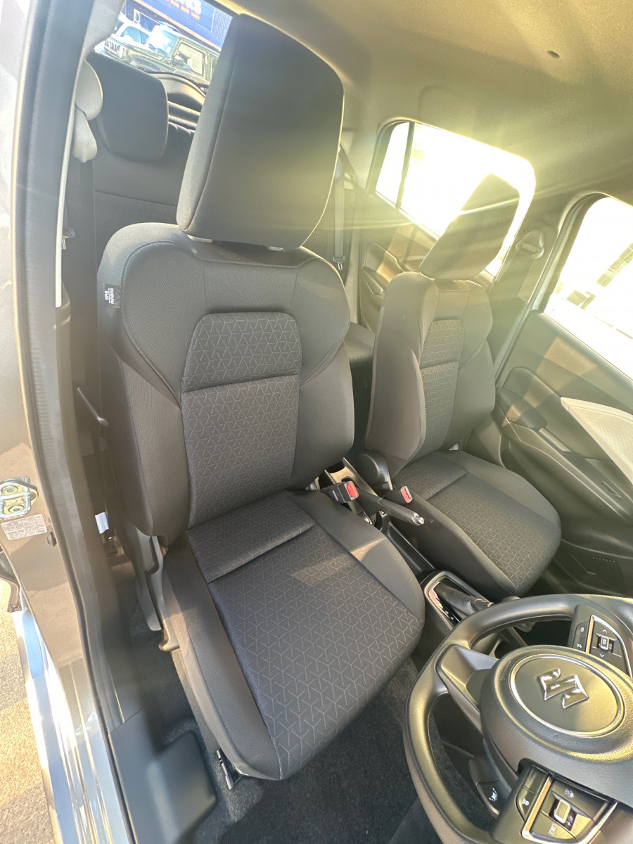 2025 Suzuki Swift Hybrid UZ Hybrid Hatch Image 13