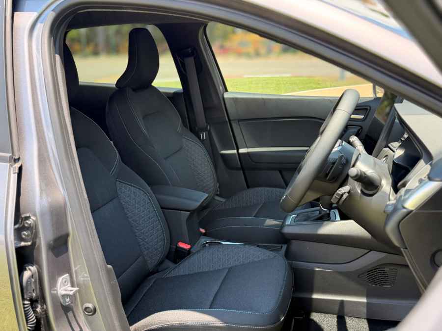 2025 Mitsubishi ASX XE LS SUV Image 14