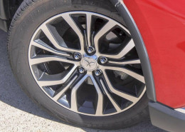 2015 MY16 Mitsubishi Outlander ZK MY16 Exceed (4x4) Suv