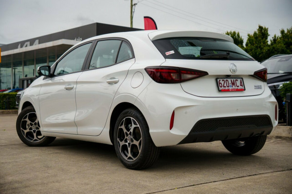 2024 MY24.5 MG MG3 ZP22 Essence Hybrid+ Hatch
