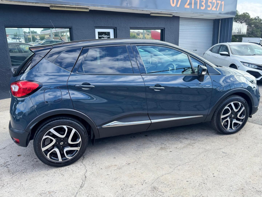 2015 Renault Captur J87 Dynamique SUV Image 4