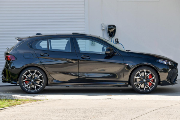 2025 BMW 1 Series F70 M135 xDrive Hatch image 3
