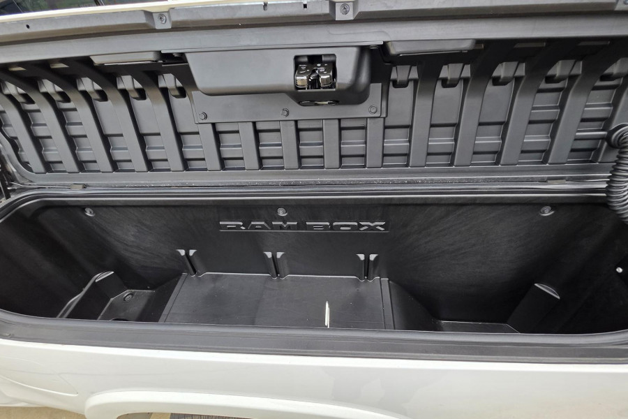 2022 Ram 1500 DT Laramie RamBox Ute Image 17