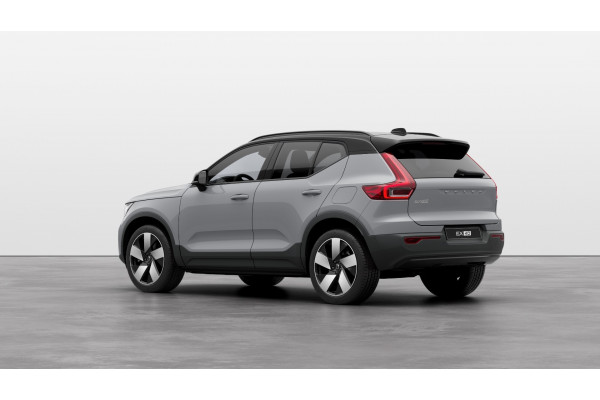 2025 Volvo EX40 No Series Ultra Single Motor Extended Range SUV Image 3