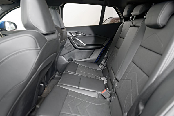 2025 BMW iX2 U10 xDrive30 M Sport SUV image 9