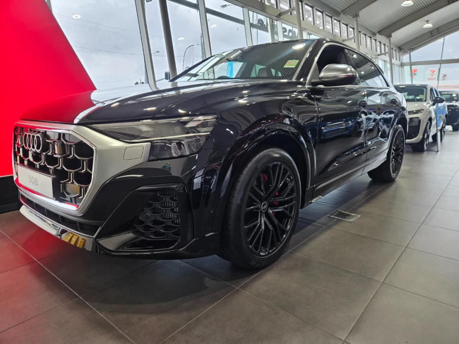 2026 Audi SQ8 TFSI SUV Image 16