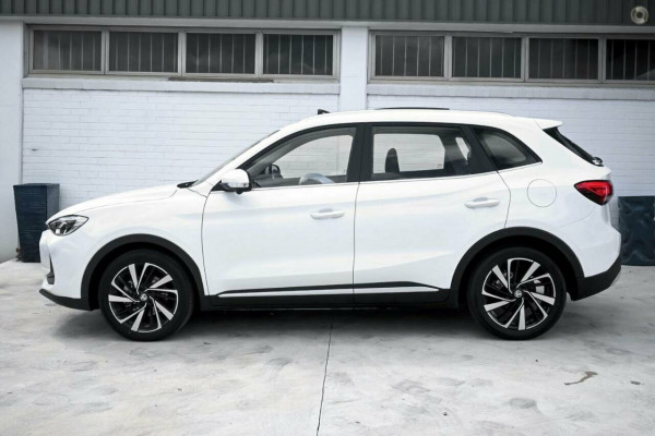 2025 MG ZS ZS32 Essence Turbo SUV Image 5