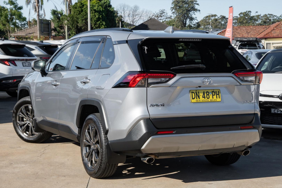 2025 Toyota RAV4 AXAH52R GXL SUV Image 2