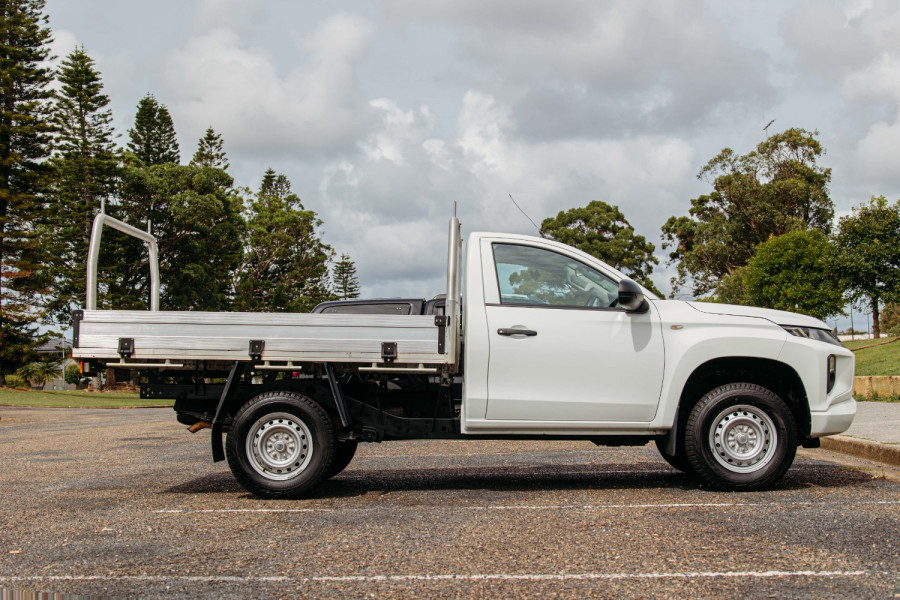 2020 MY21 Mitsubishi Triton MR GLX Cab Chassis Image 17