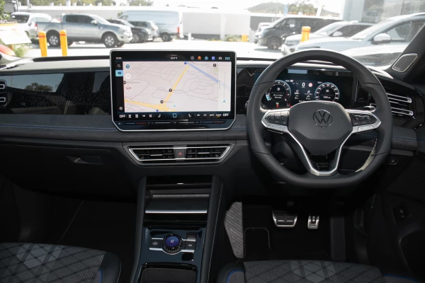 2026 Volkswagen Tiguan CT 150TSI R-Line SUV Image 7