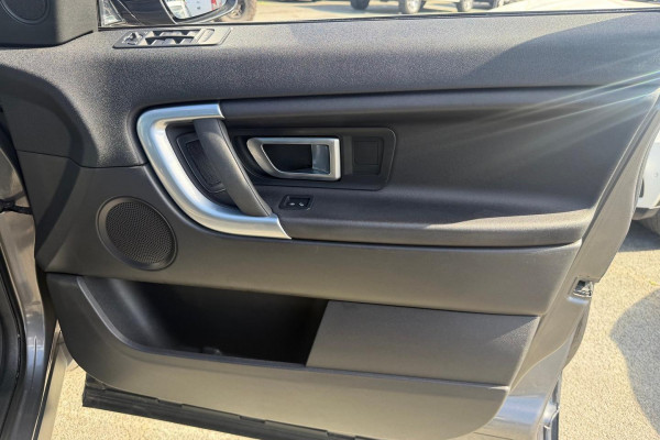 2019 MY20 Land Rover Discovery Sport L550 D150 R-Dynamic S SUV Image 17