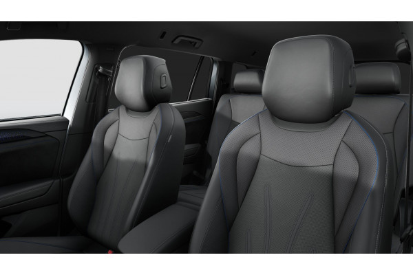 2026 Volkswagen Tayron R4 200TSI eHybrid R-Line SUV Image 11