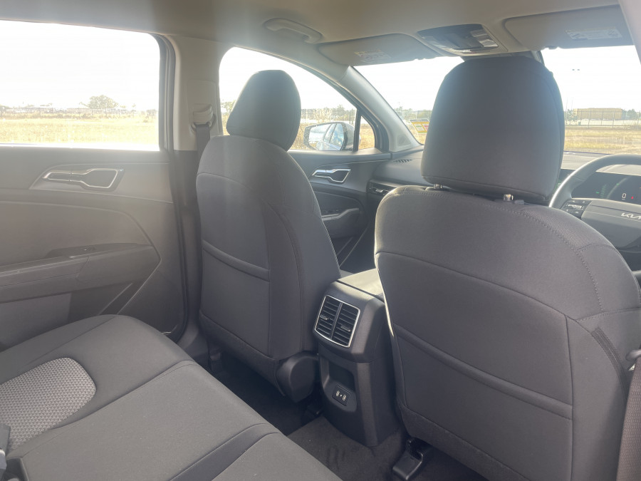 2026 Kia Sportage NQ5 PE HEV S SUV Image 9