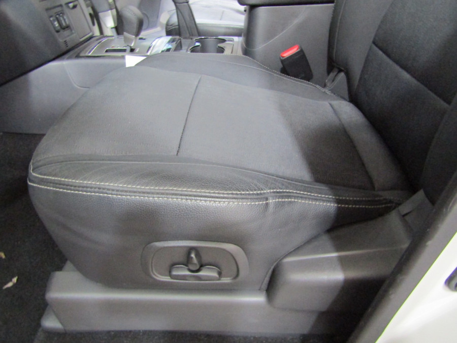 2019 MY20 Mitsubishi Pajero NX GLS SUV Image 17