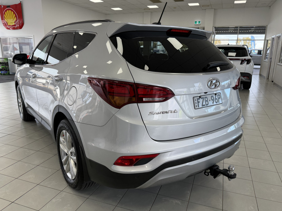 2015 MY16 Hyundai Santa Fe DM3 Series II Elite SUV Image 5