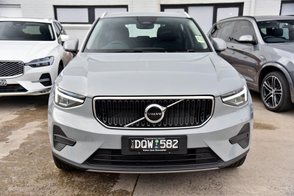 2025 Volvo XC40 XZ Plus B4 SUV Image 23