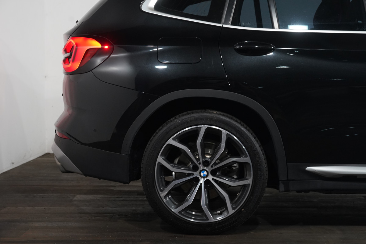 2022 BMW X3 Xdrive30i SUV Image 6