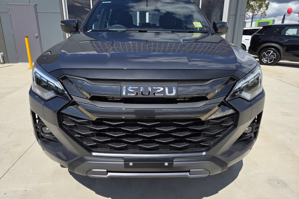 2026 Isuzu D-MAX RG X-TERRAIN Ute Image 8