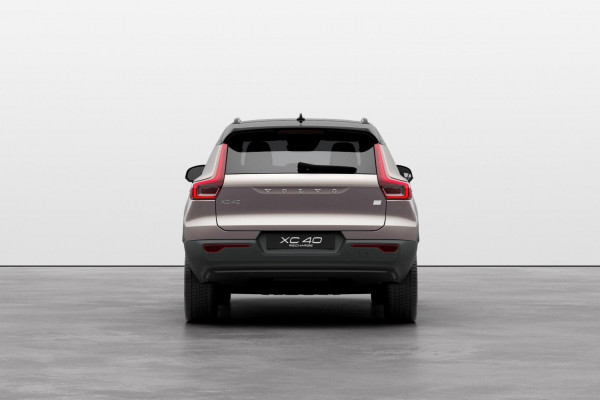 2023 MY24 Volvo XC40  Recharge Pure Electric SUV Image 4