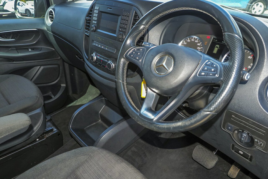 2017 Mercedes-Benz Valente 447 116BlueTEC 7G-Tronic + People mover Image 8