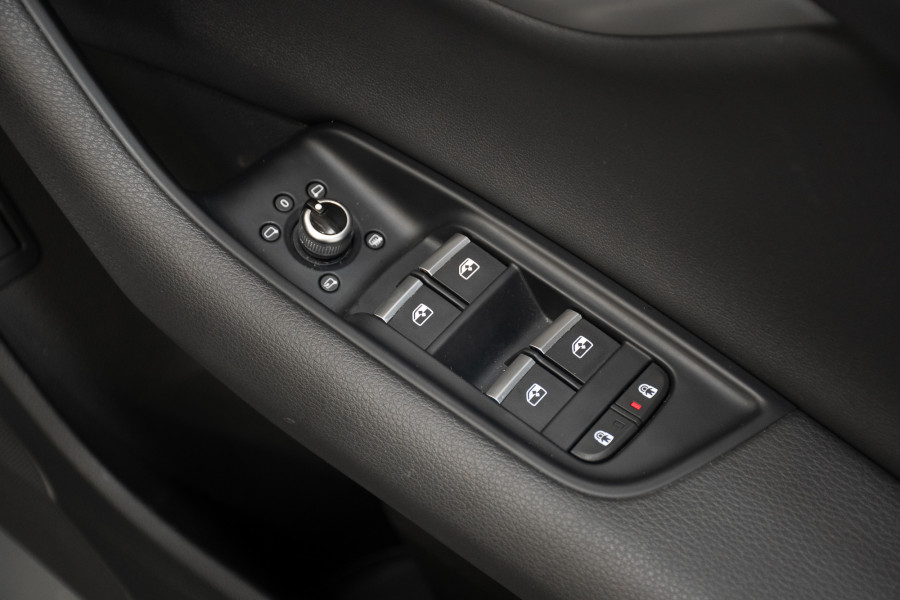 2021 Audi Q7 4M 45 TDI SUV Image 12