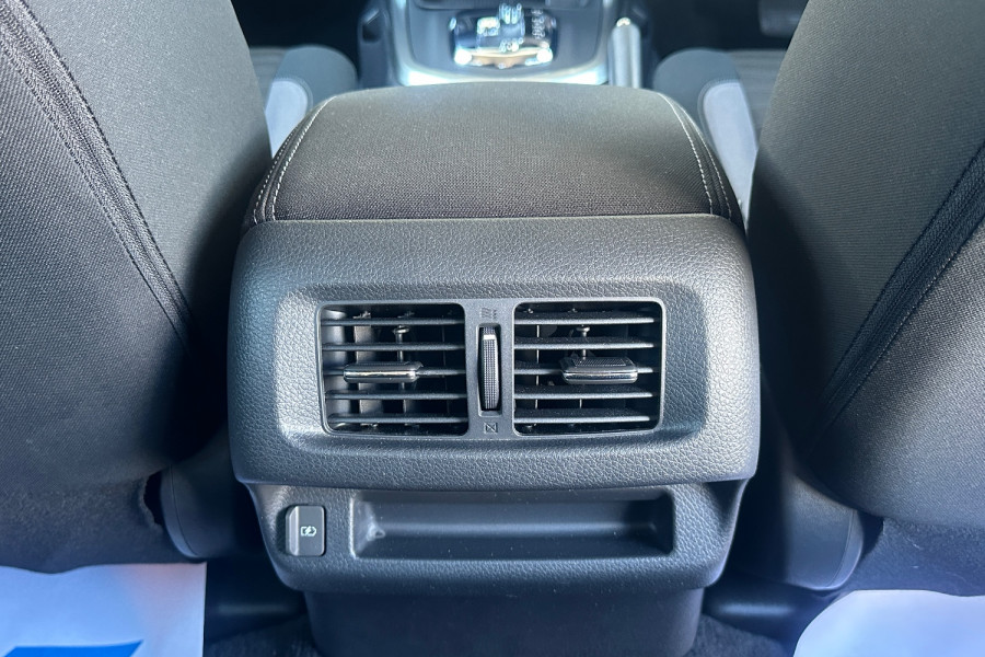2023 Nissan Navara D23 ST Ute Image 14