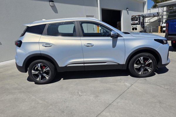 2025 Chery Tiggo 4 Pro T3X Urban SUV Image 2