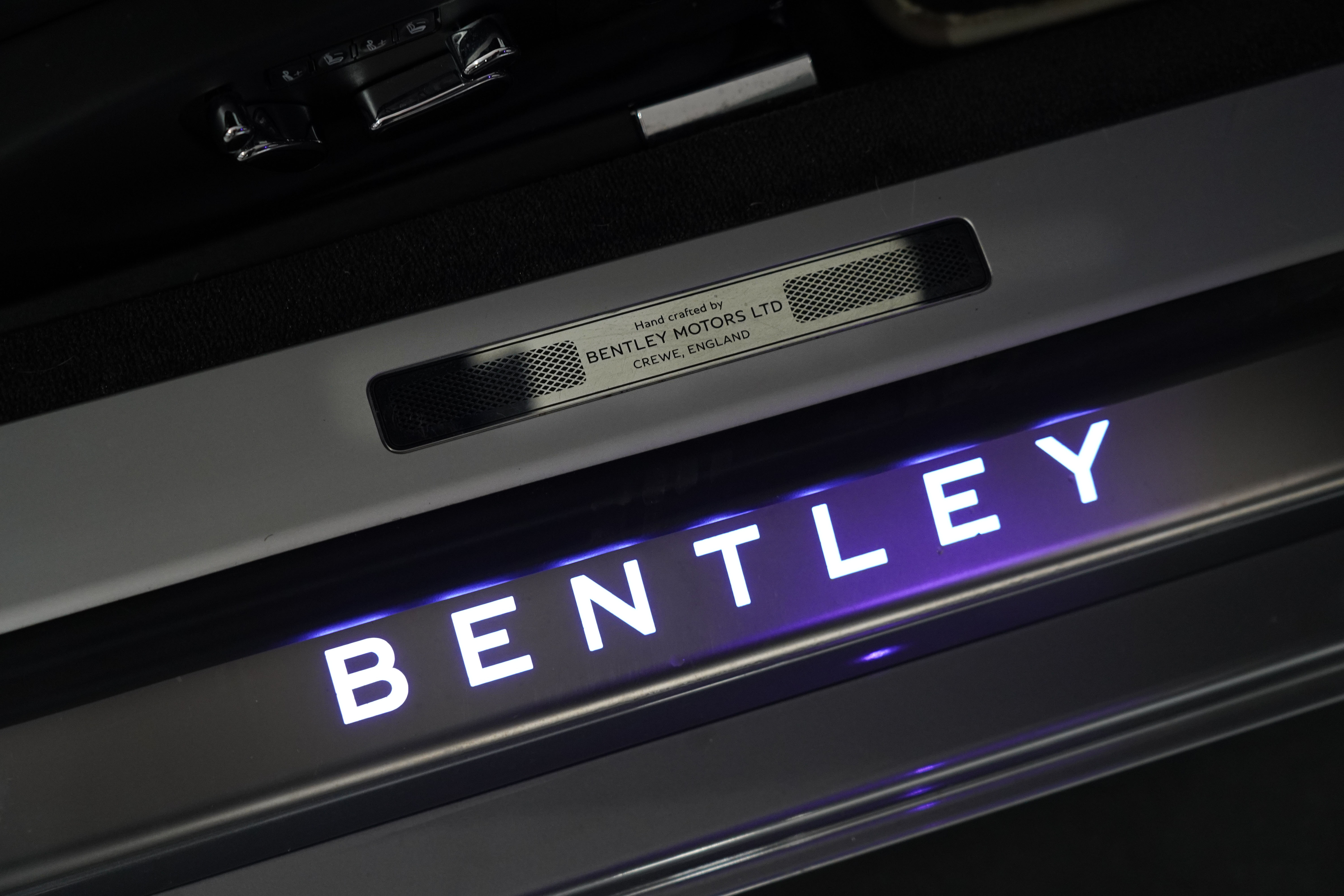 2020 Bentley Continental Gt V8 Coupe Image 42