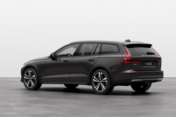 2023 MY24 Volvo V60 Cross Country  Ultimate B5 Bright Wagon Image 3